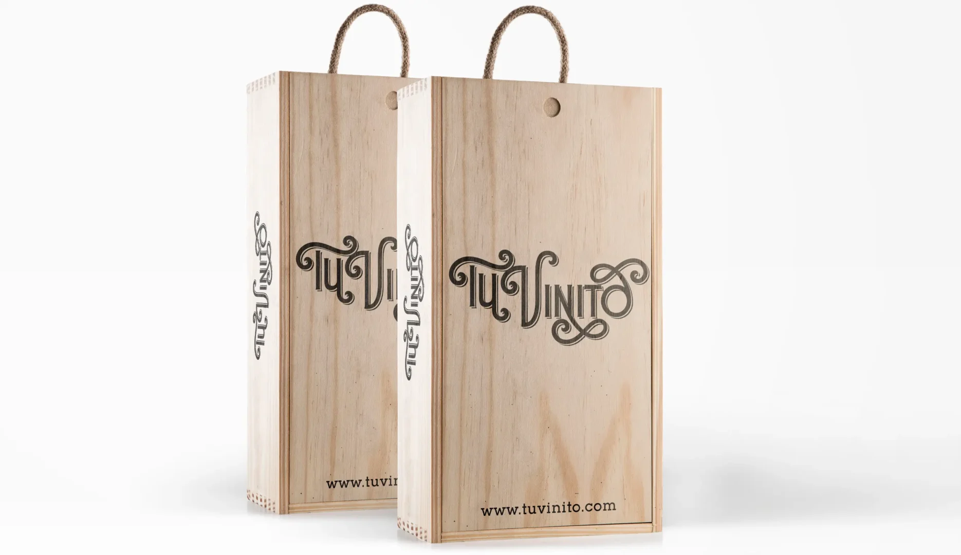 Lolita-Cortes-tu-vinito-branding-cardboard-boxes